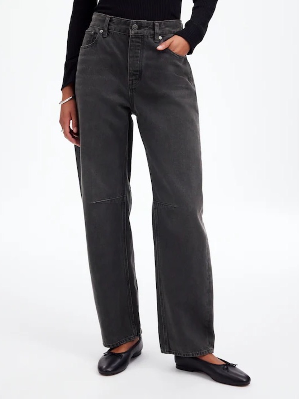 Madewell The Darted Barrel-Leg Jeans in Olenda Wash Button Fly